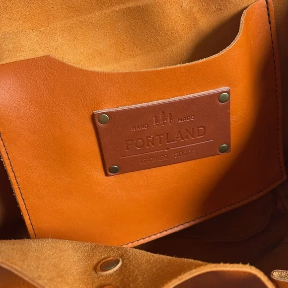 Portland Leather Goods Tote Bag - Picture 5 of 11